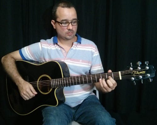 Postura popular pulgar arriba