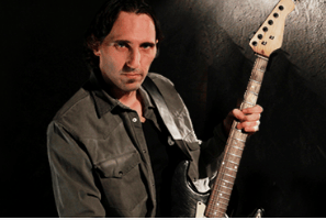 Mario Freiria de Tus Clases de Guitarra